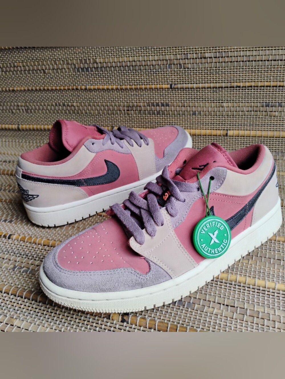 Women's Air Jordan 1 Low Canyon Rust Size 8 - Picture 5 of 13